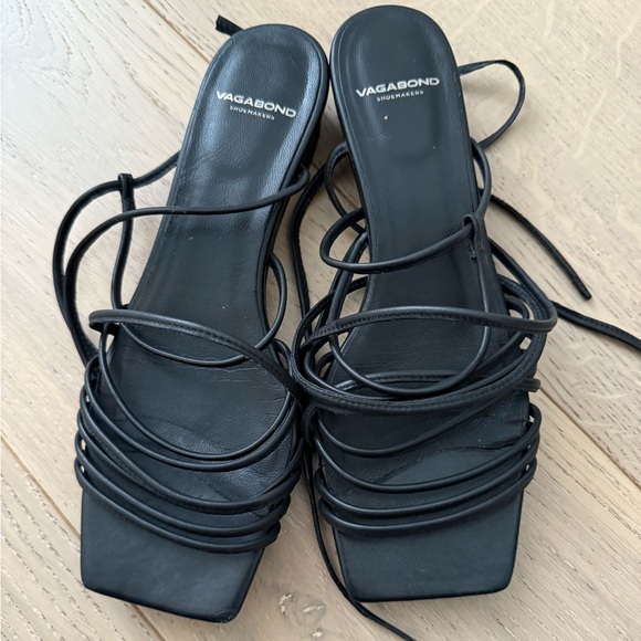 Vagabond Anni Sandal - Picture 3 of 4